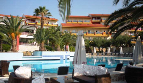 На море в Гърция, Халкидики! 7 нощувки със закуски и вечери в Lagomandra Hotel 4* през Септември и Октомври!