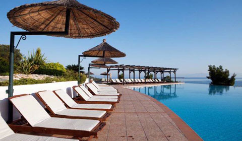 Last Minute! 3 нощувки със закуски и вечери в хотел Alia Palace 5*, Халкидики, Гърция