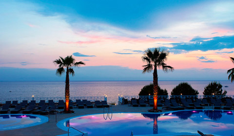 Бутикова почивка в Pomegranate SPA Hotel 5*! 3 нощувки със закуски и вечери в Рая!