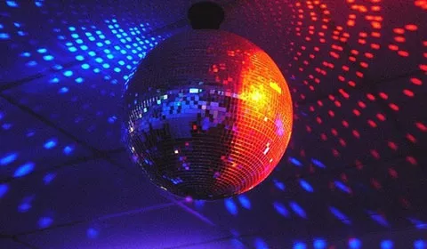 8-ми декември в Пловдив! Нощувка, закуска + Празнична вечеря с DJ в Хотел Интелкооп 2*