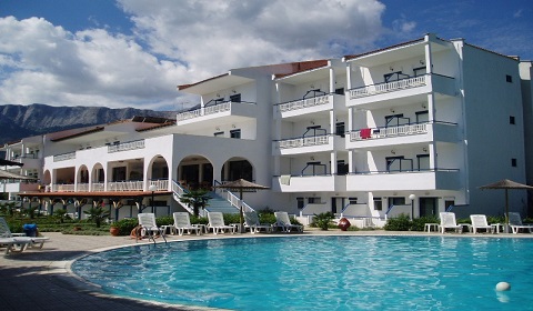 Почивка на о.Тасос! 5 нощувки със закуски и вечери в хотел Ioannis 3*!