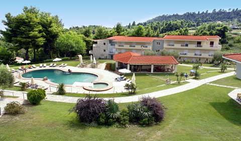 На море в Гърция през м.Май! 3 нощувки със закуски и вечери в Alkion Hotel 4*, Халкидики!