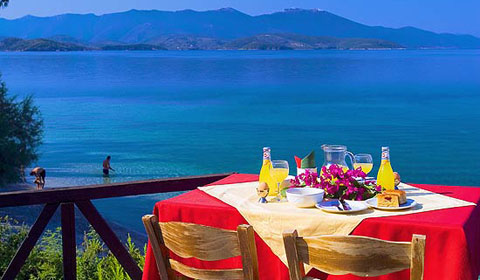 7 нощувки със закуски в Хотел Leda Village Resort, Гърция през Септември!