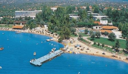 На море през м.Април и м.Май: 5 нощувки със закуска и вечеря в Хотел Holidays In Evia 3*, o. Евия, Гърция!