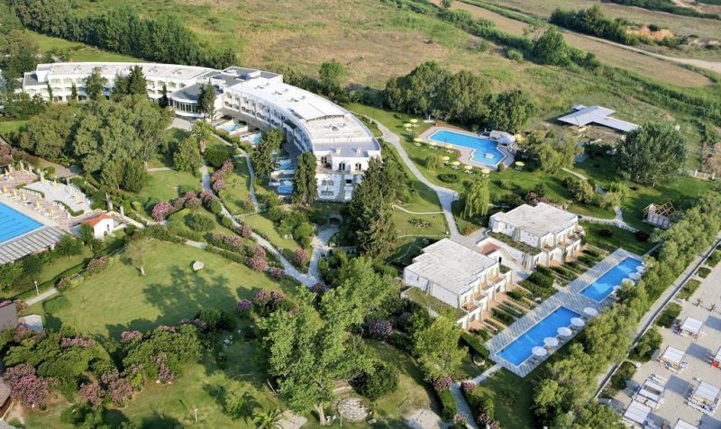 3 нощувки със закуски и вечери в луксозния хотел Theophano Imperial Palace 5*, Халкидики, Гърция през Юни или Септември!