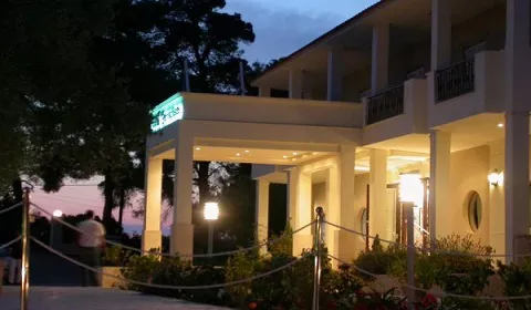 Paradise Hotel