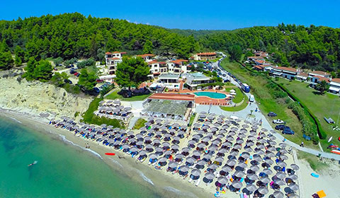 Почивка в Гърция през Юли и Август! 5 нощувки със закуски в хотел Elani Bay Resort 4*, Халкидики!