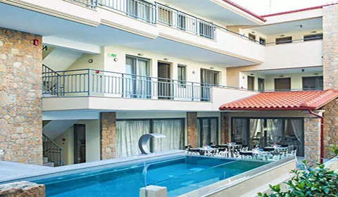 През Септември: 4 нощувки със закуски и вечери в Core Hotels 4*, Полихроно, Халкидики, Гърция!