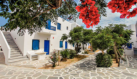 7 нощувки със закуски в Acrogiali Hotel 4*, о.Миконос, Гърция през Септември!
