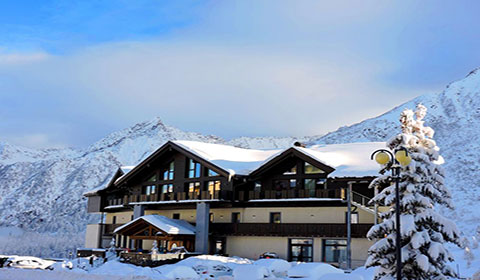 Ски в Пасо Тонале, Италиански Алпи! 7 нощувки със закуски и вечери в хотел Adamello 3* през Февруари и Март!