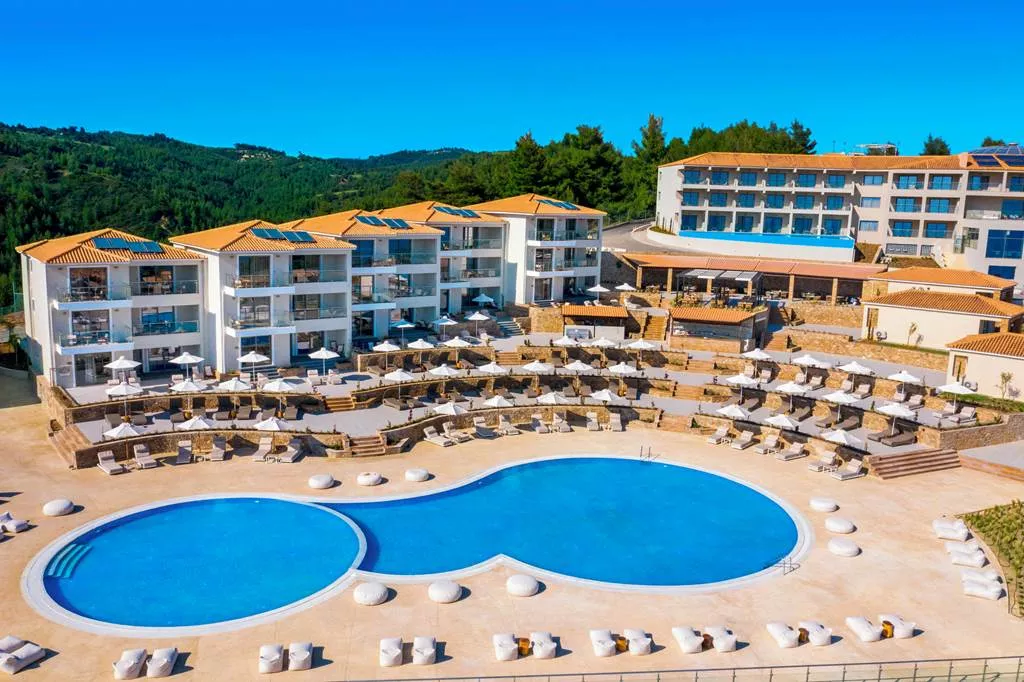 Черен петък 2024! 3 нощувки, All Inclusive в Ajul Luxury Hotel & SPA Resort 5*, Халкидики, Гърция през Май и Юни! Дете до 12.99г. - безплатно!