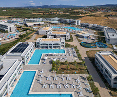 Last minute: 3 нощувки, All Inclusive в хотел Blue Lagoon Queen 5*, Халкидики, Гърция през Май! Дете до 12.99г. - безплатно!