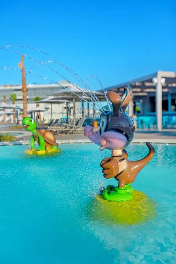 Ранни записвания: 5 нощувки, All Inclusive в хотел Blue Lagoon Queen 5*, Халкидики, Гърция през Юли и Август! Дете до 12.99г. - безплатно!