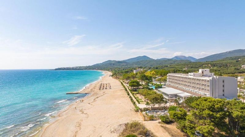 7 нощувки, All Inclusive в хотел Ninos Grand Beach Resort 4*, Йонийско крайбрежие, Гърция през Септември! Дете до 7.99г. - безплатно!