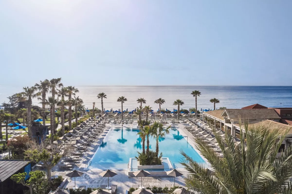 5 нощувки, All Inclusive в хотел Esperides Beach Resort 4*, о.Родос, Гърция, самолетен билет и трансфер!