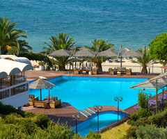 5 нощувки със закуски в хотел Kamari Beach 3*, о.Тасос, Гърция през Май и Юни! Дете до 11.99г. - безплатно!