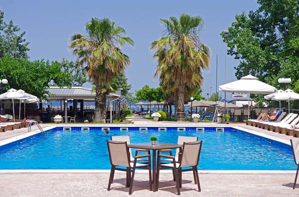 Майски празници: 3 нощувки със закуски и вечери в хотел Sun Beach Platamonas 3*, Олимпийска ривиера, Гърция! Дете до 11,99г. - безплатно!